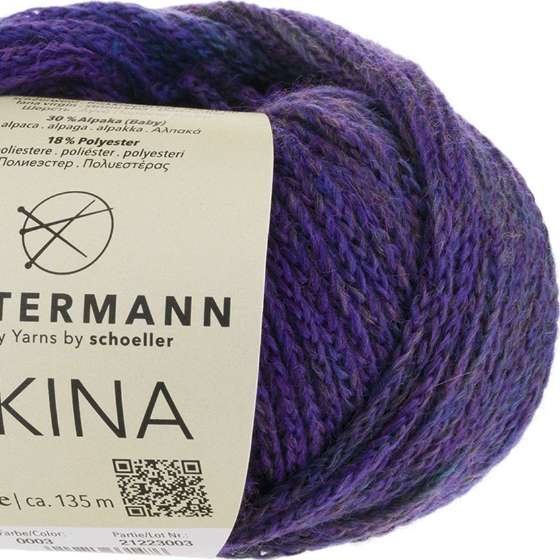 Photo of 'Akina' yarn