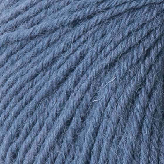 Photo of 'Skipper 5-ply Guernsey' yarn