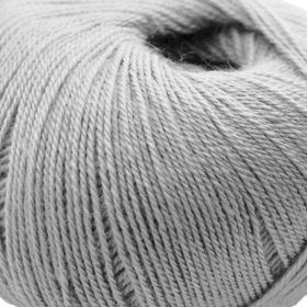 Photo of 'Winter Blossom' yarn