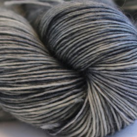 Photo of 'Tosh Mo Light' yarn