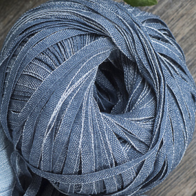 Photo of 'Skinny Jeans' yarn